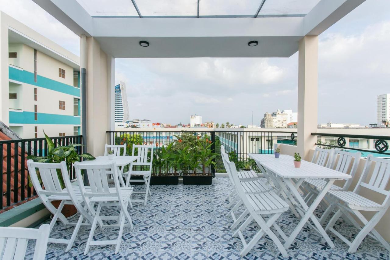 Oyo 658 Euro Gold House And Coffee Hotel Da Nang Exterior photo